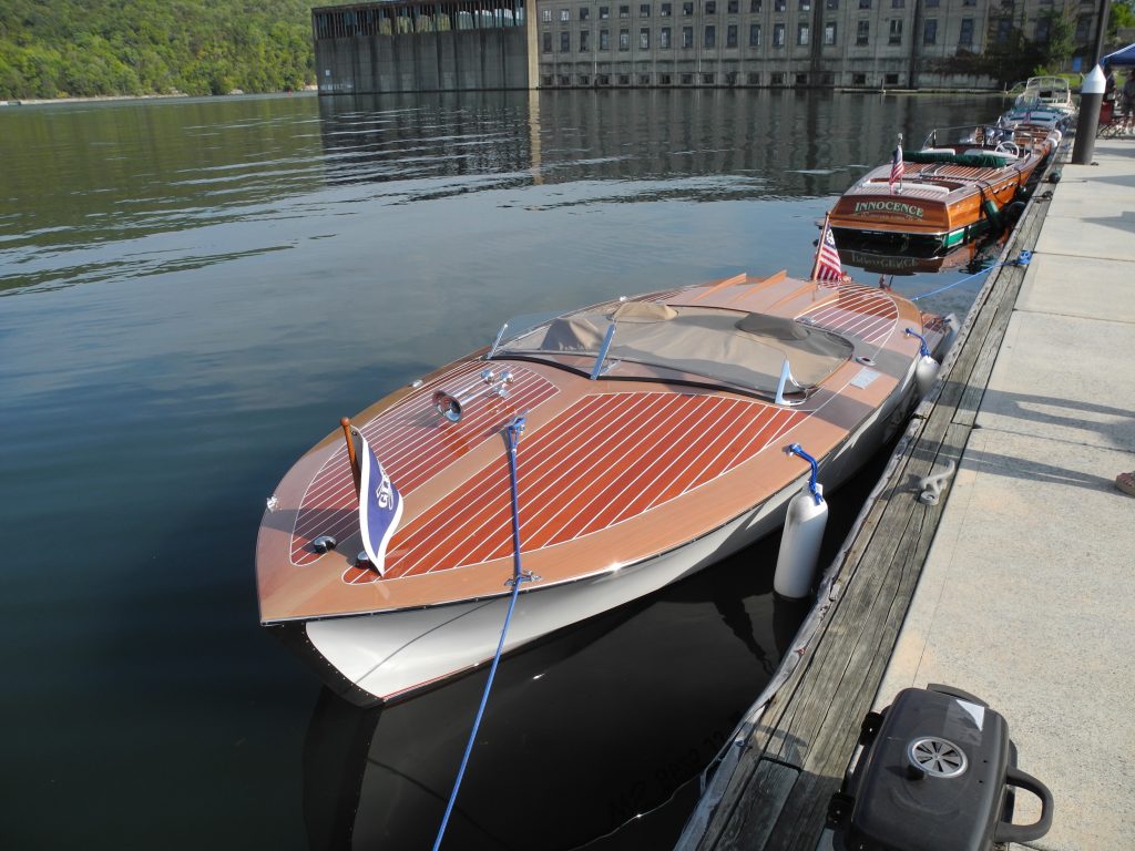 mahogany runabout boat plans