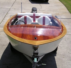 Malahini mahogany runabout