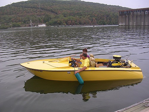 speed boat